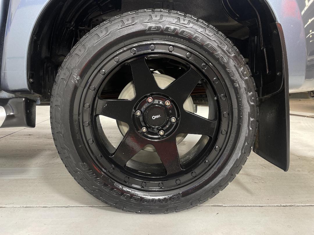 Photo '11' of Isuzu D-MAX