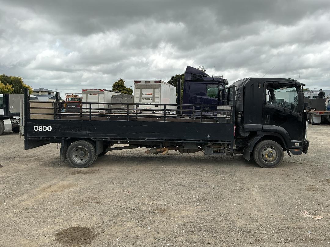Photo '3' of Isuzu F Series FRR600 Gas Bottle Truck Photo '3' of Isuzu F Series FRR600 Gas Bottle Truck