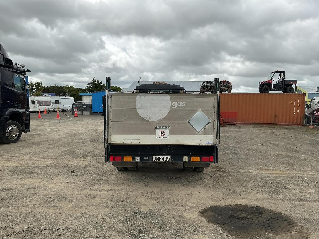 Photo '5' of Isuzu F Series FRR600 Gas Bottle Truck Photo '5' of Isuzu F Series FRR600 Gas Bottle Truck