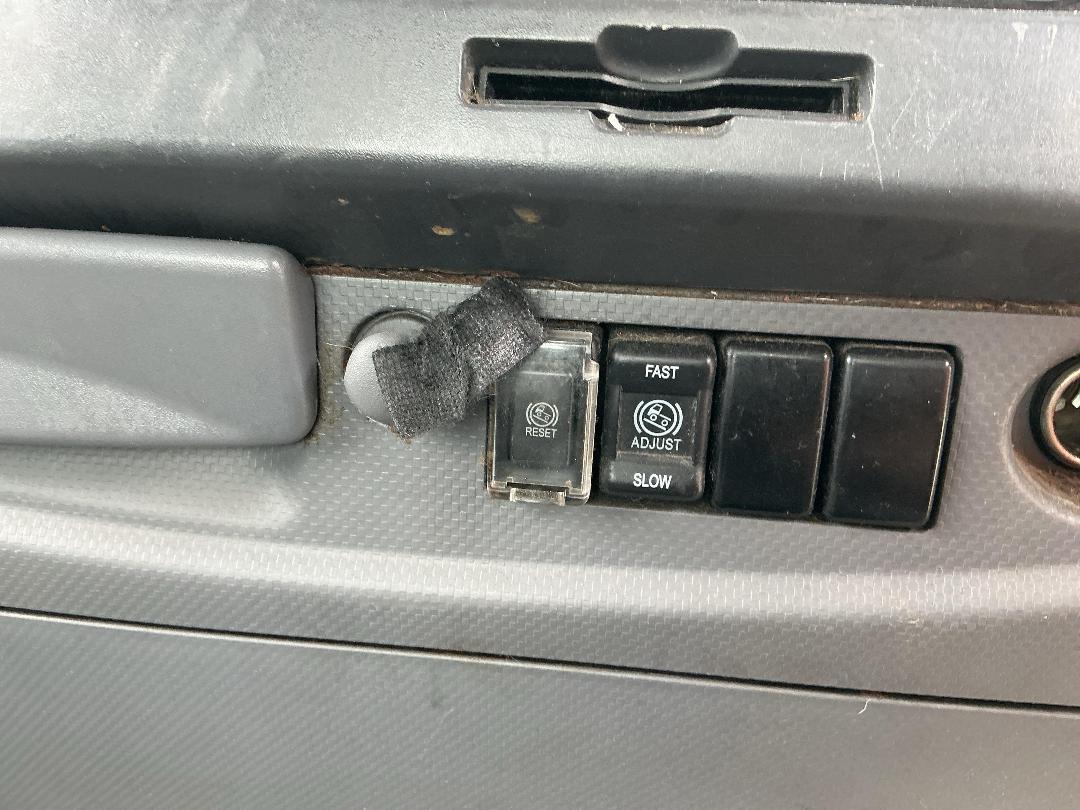 Photo '19' of Isuzu F Series FRR600 Gas Bottle Truck Photo '19' of Isuzu F Series FRR600 Gas Bottle Truck