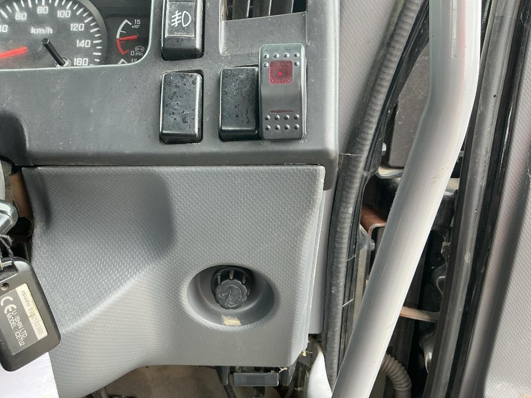 Photo '20' of Isuzu F Series FRR600 Gas Bottle Truck Photo '20' of Isuzu F Series FRR600 Gas Bottle Truck