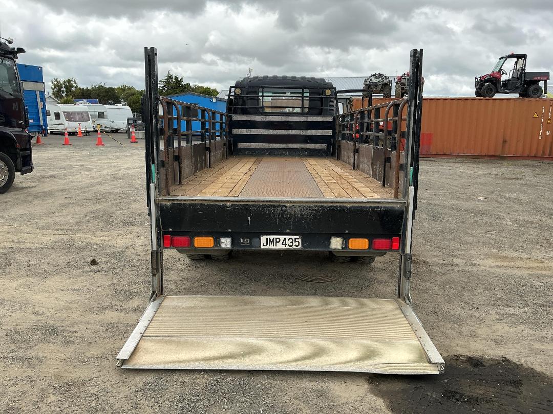 Photo '6' of Isuzu F Series FRR600 Gas Bottle Truck Photo '6' of Isuzu F Series FRR600 Gas Bottle Truck