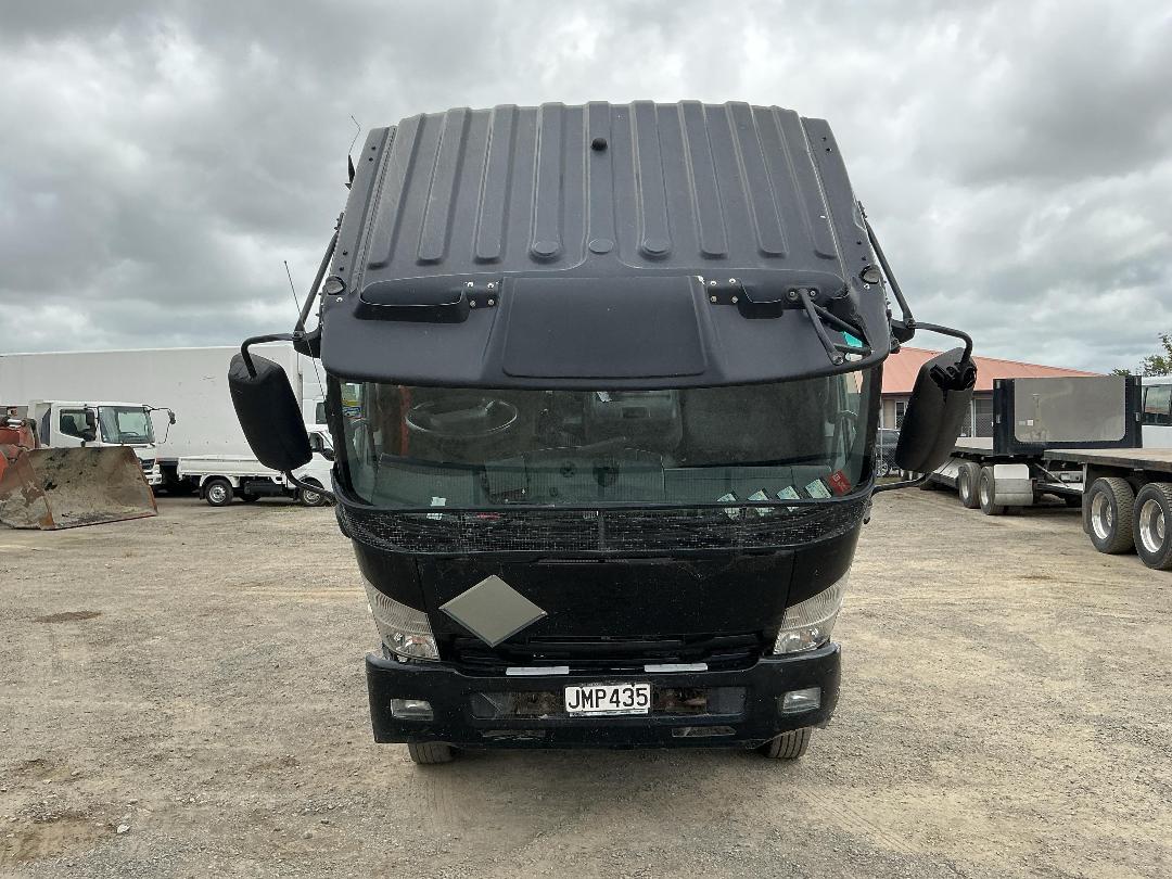 Photo '22' of Isuzu F Series FRR600 Gas Bottle Truck Photo '22' of Isuzu F Series FRR600 Gas Bottle Truck