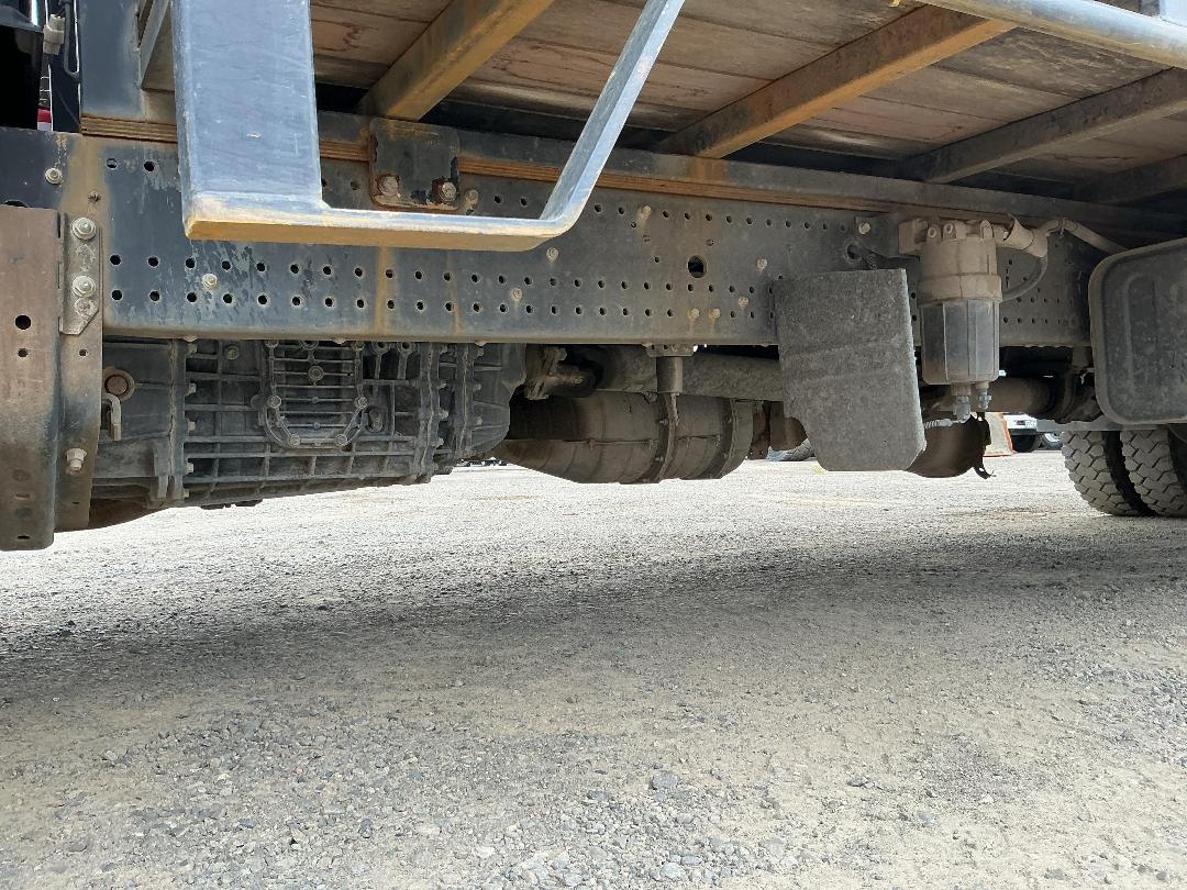 Photo '24' of Isuzu F Series FRR600 Gas Bottle Truck Photo '24' of Isuzu F Series FRR600 Gas Bottle Truck