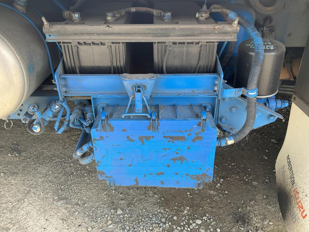 Photo '22' of Isuzu Giga CYJ530 Curtainsider Photo '22' of Isuzu Giga CYJ530 Curtainsider