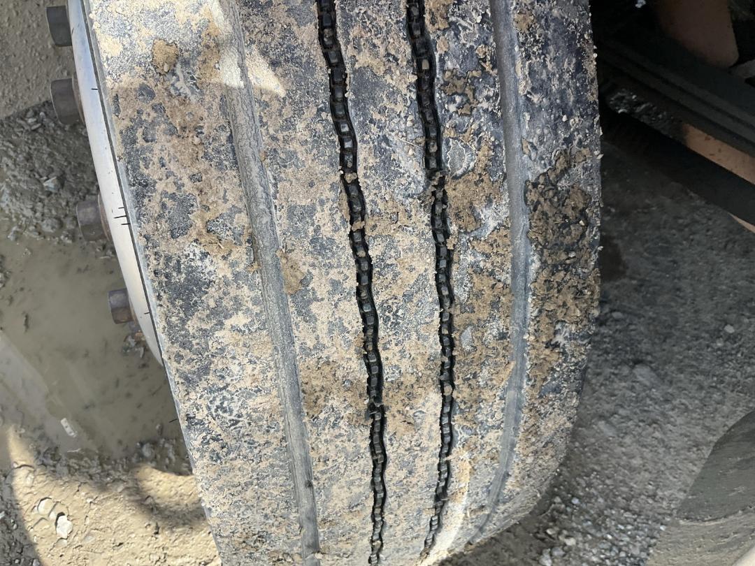 Photo '35' of Isuzu Giga CYJ530 Curtainsider Photo '35' of Isuzu Giga CYJ530 Curtainsider