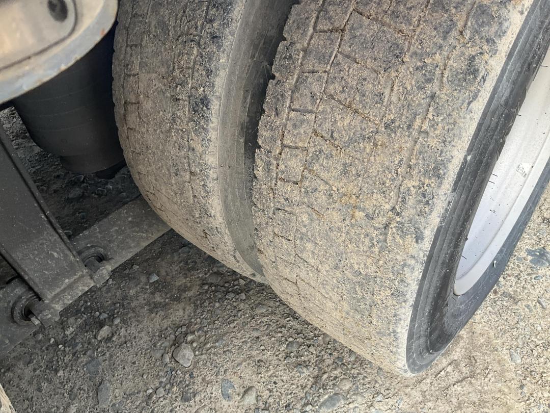 Photo '40' of Isuzu Giga CYJ530 Curtainsider Photo '40' of Isuzu Giga CYJ530 Curtainsider