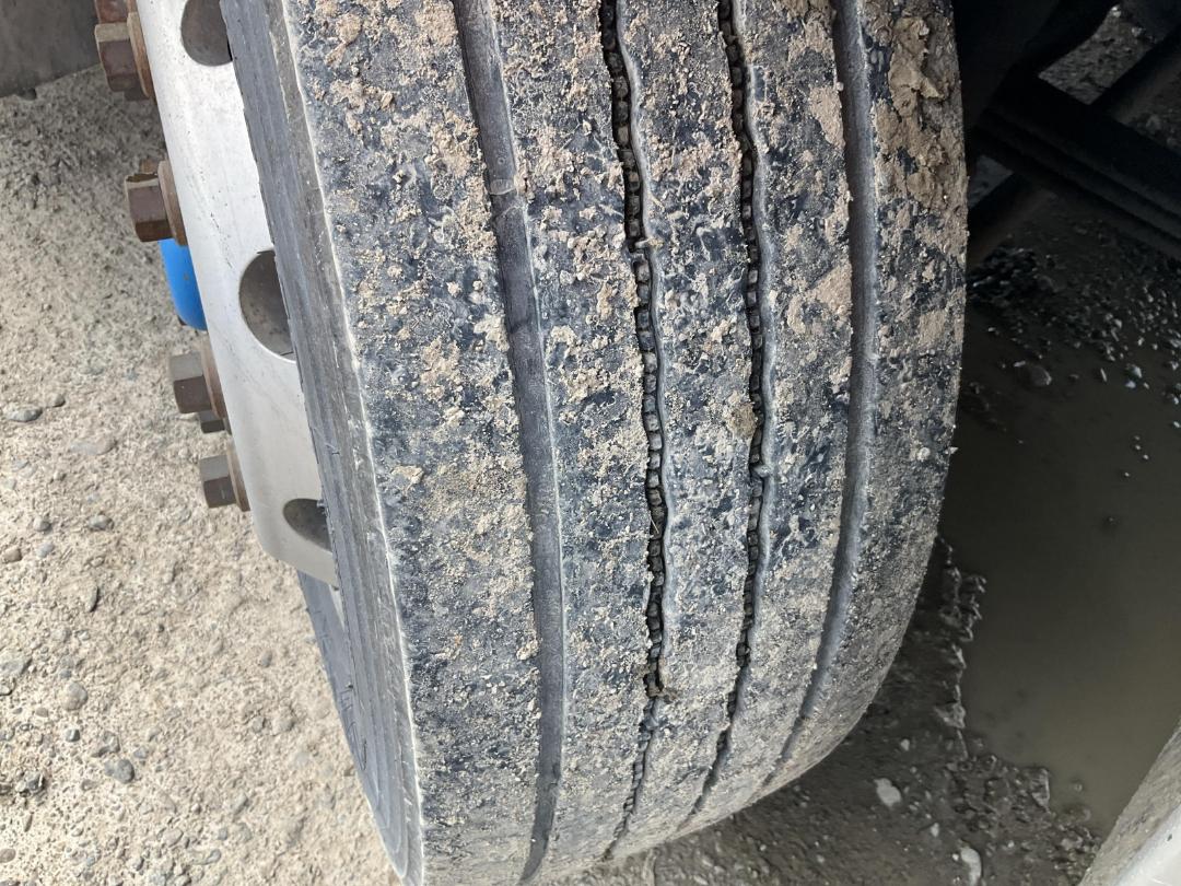 Photo '36' of Isuzu Giga CYJ530 Curtainsider Photo '36' of Isuzu Giga CYJ530 Curtainsider