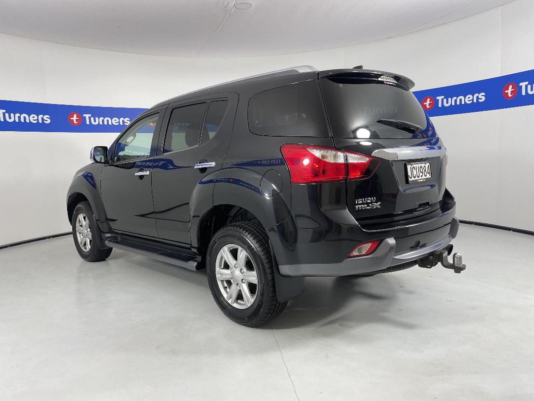 Photo '5' of Isuzu MU-X