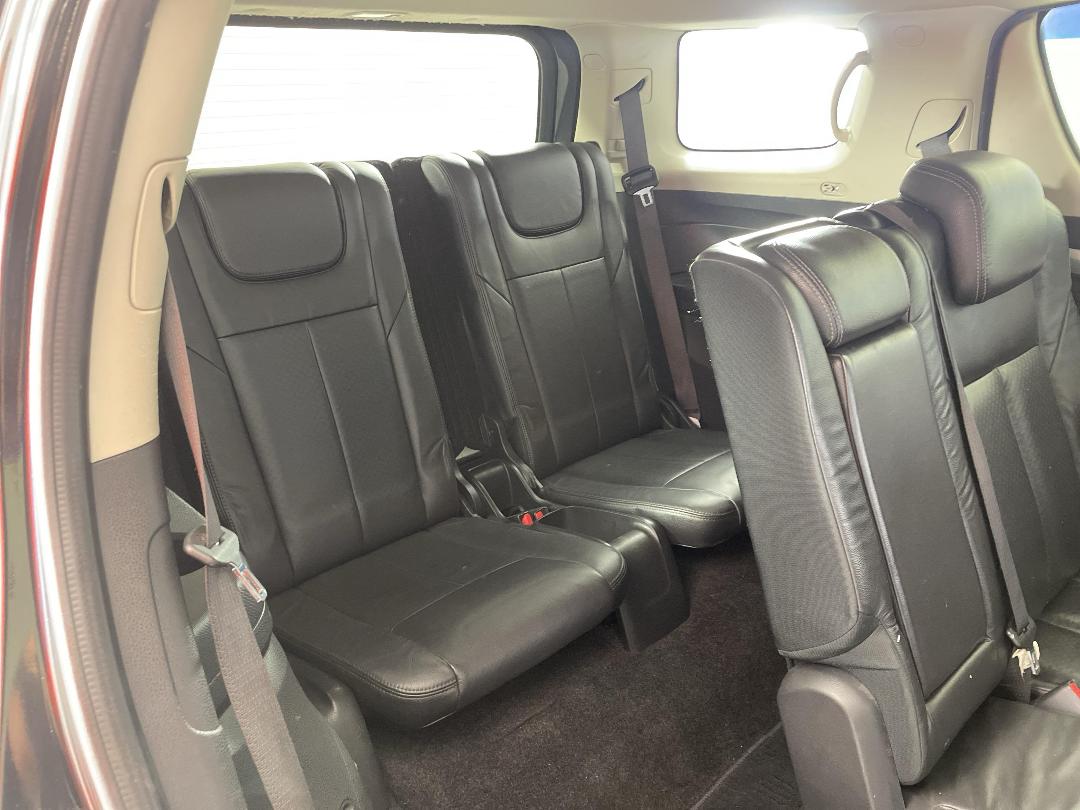 Photo '23' of Isuzu MU-X