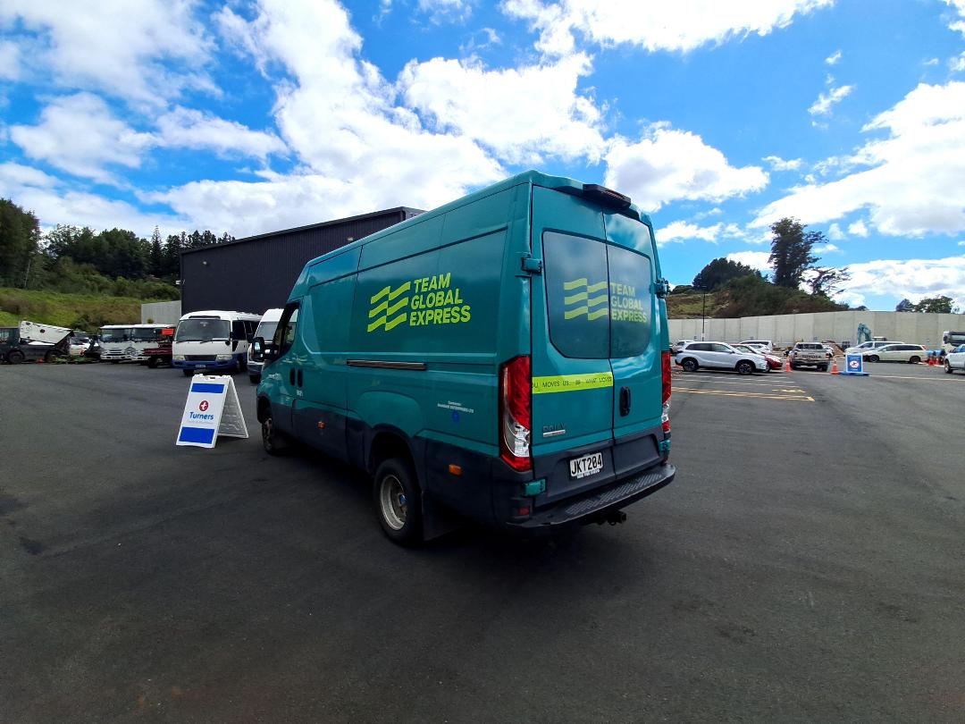 Photo '6' of Iveco Daily 50C17 Van