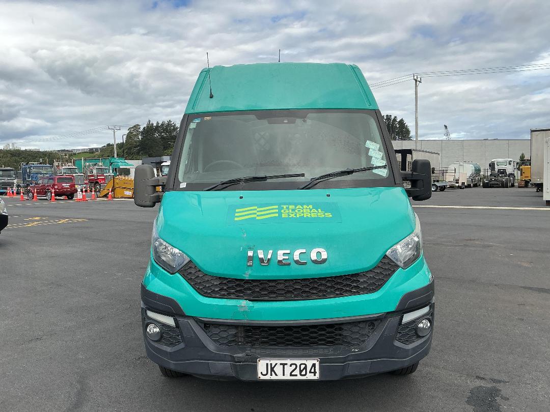 Photo '10' of Iveco Daily 50C17 Van Photo '10' of Iveco Daily 50C17 Van