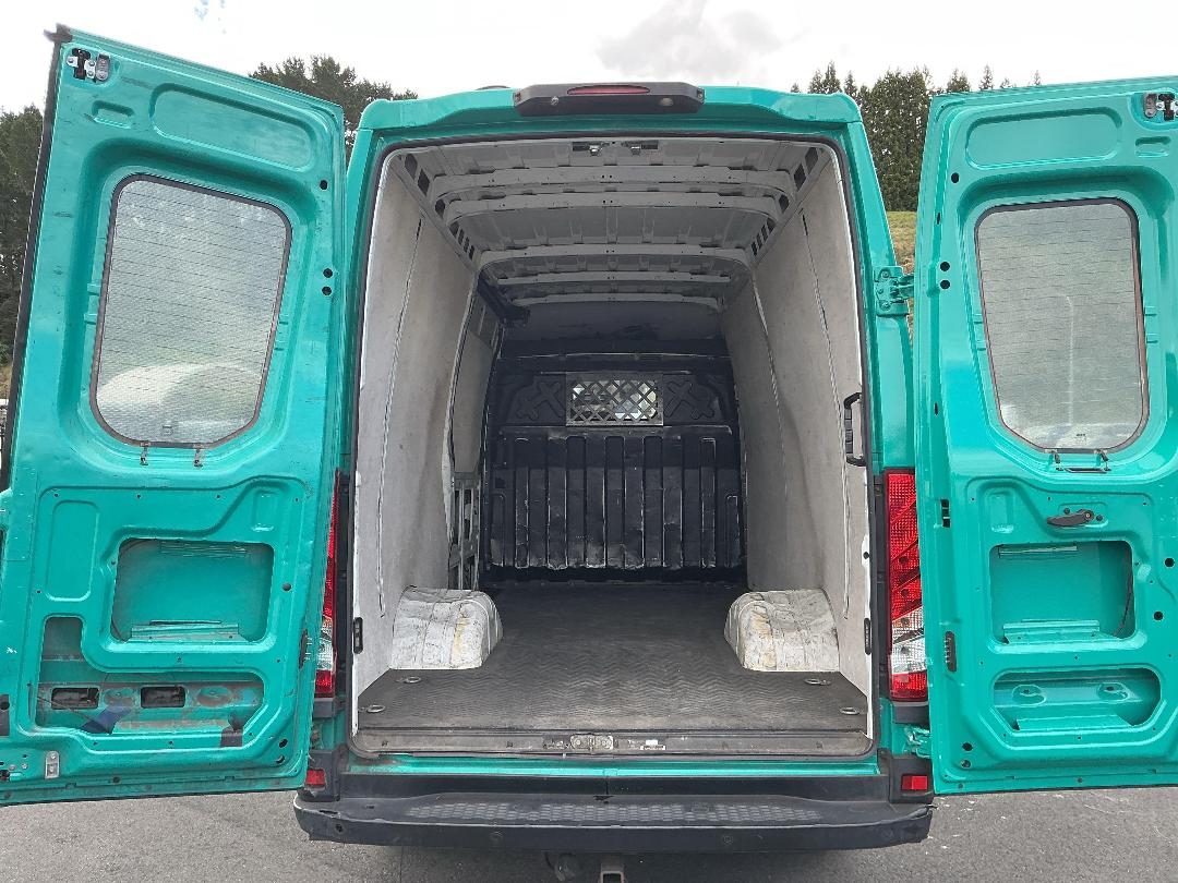 Photo '21' of Iveco Daily 50C17 Van Photo '21' of Iveco Daily 50C17 Van