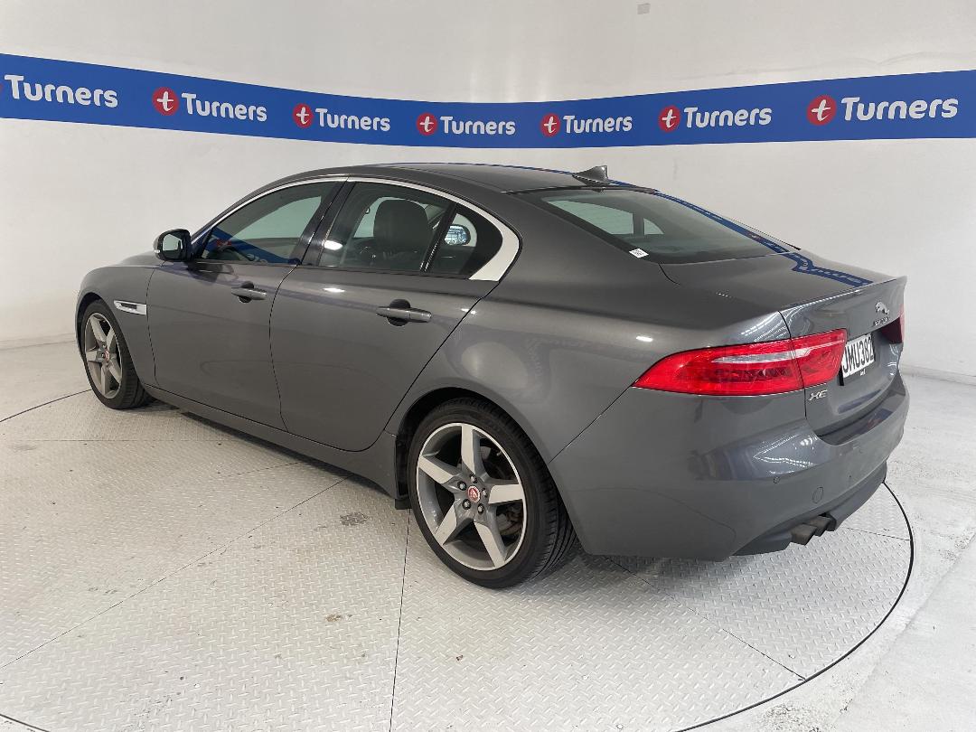 Photo '5' of Jaguar XE