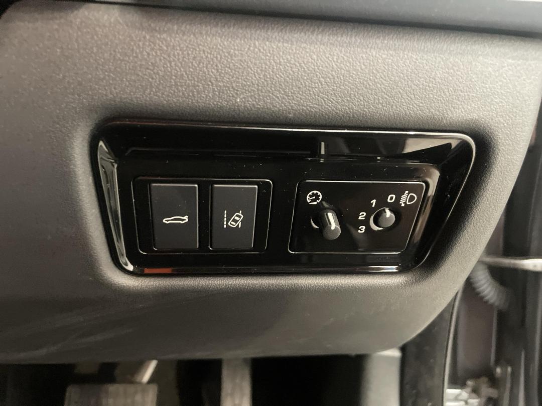 Photo '25' of Jaguar XE