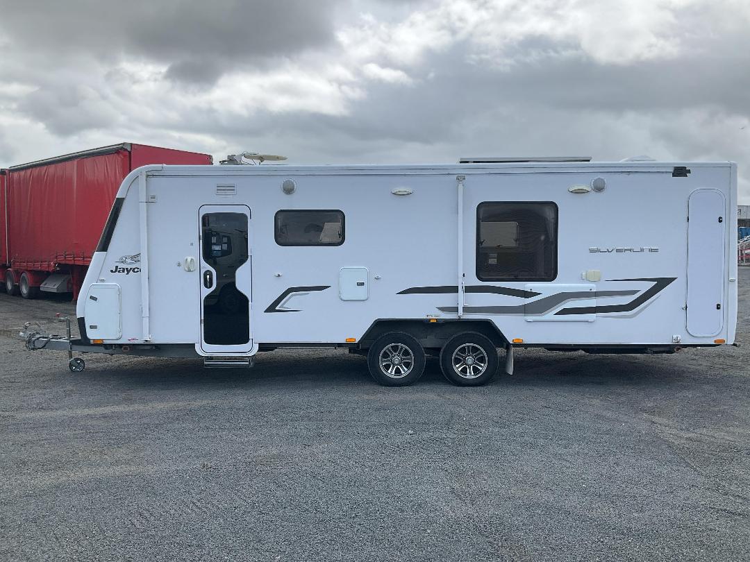 Photo '2' of JAYCO SILVERLINE 25.78-5 Caravan - Tandem Photo '2' of JAYCO SILVERLINE 25.78-5 Caravan - Tandem