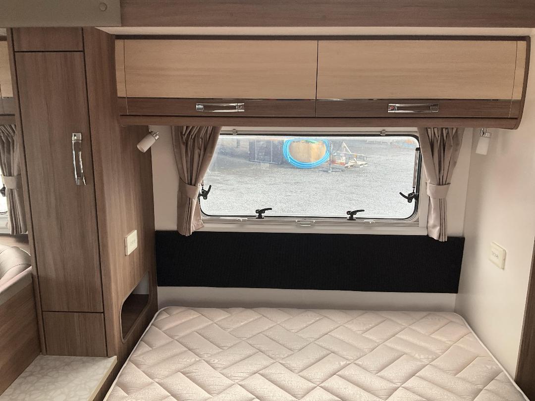 Photo '21' of JAYCO SILVERLINE 25.78-5 Caravan - Tandem Photo '21' of JAYCO SILVERLINE 25.78-5 Caravan - Tandem