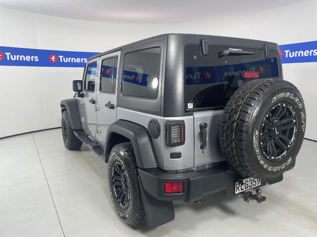 Photo '5' of Jeep Wrangler Photo '5' of Jeep Wrangler