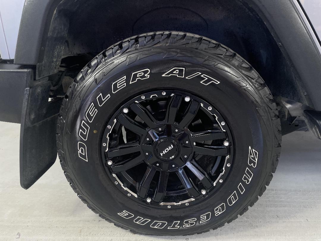 Photo '12' of Jeep Wrangler Photo '12' of Jeep Wrangler