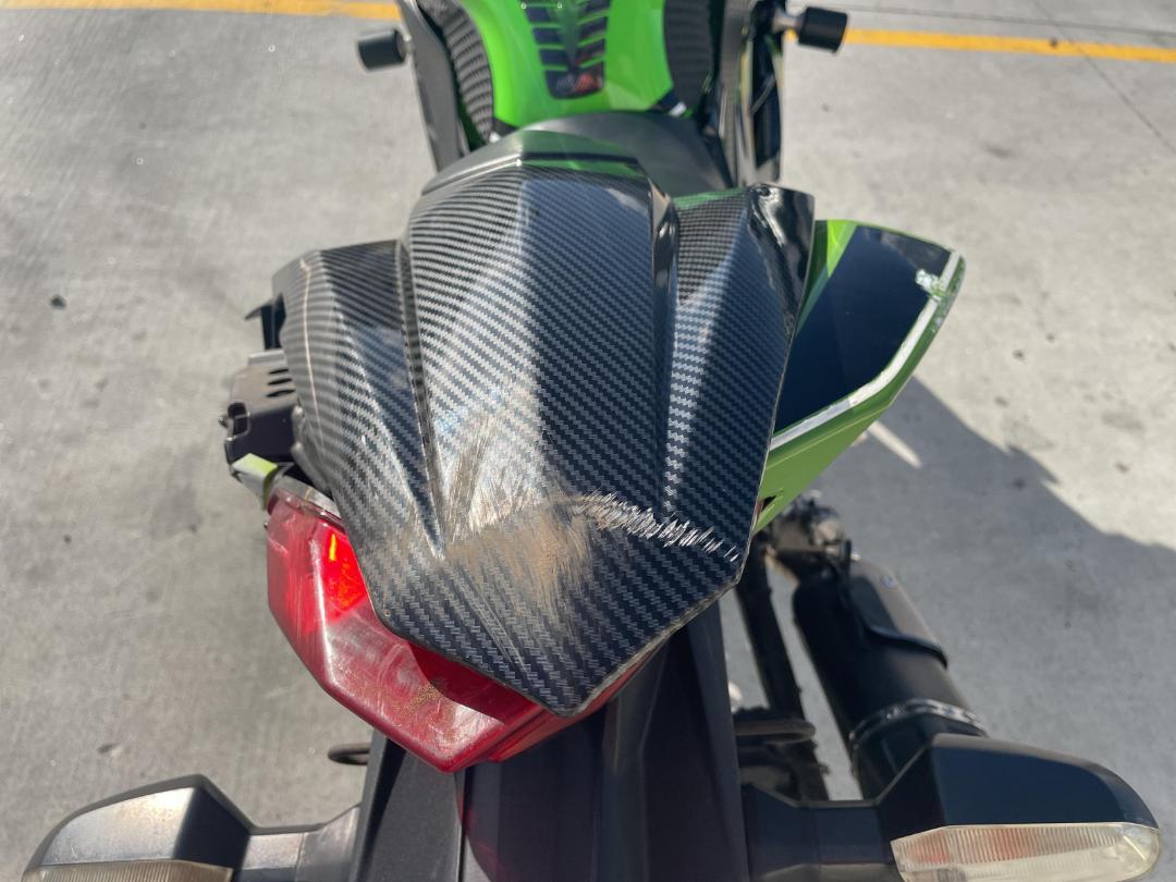 Photo '34' of Kawasaki EX 300A Photo '34' of Kawasaki EX 300A