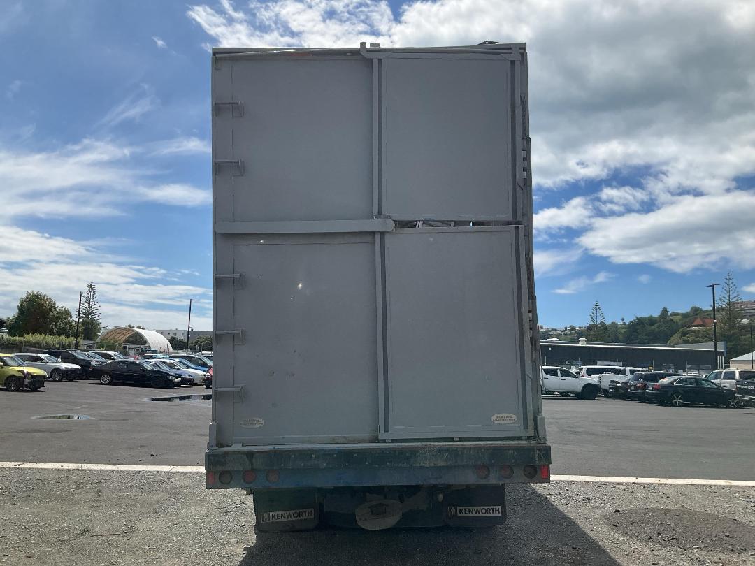 Photo '4' of Kenworth K200 Livestock