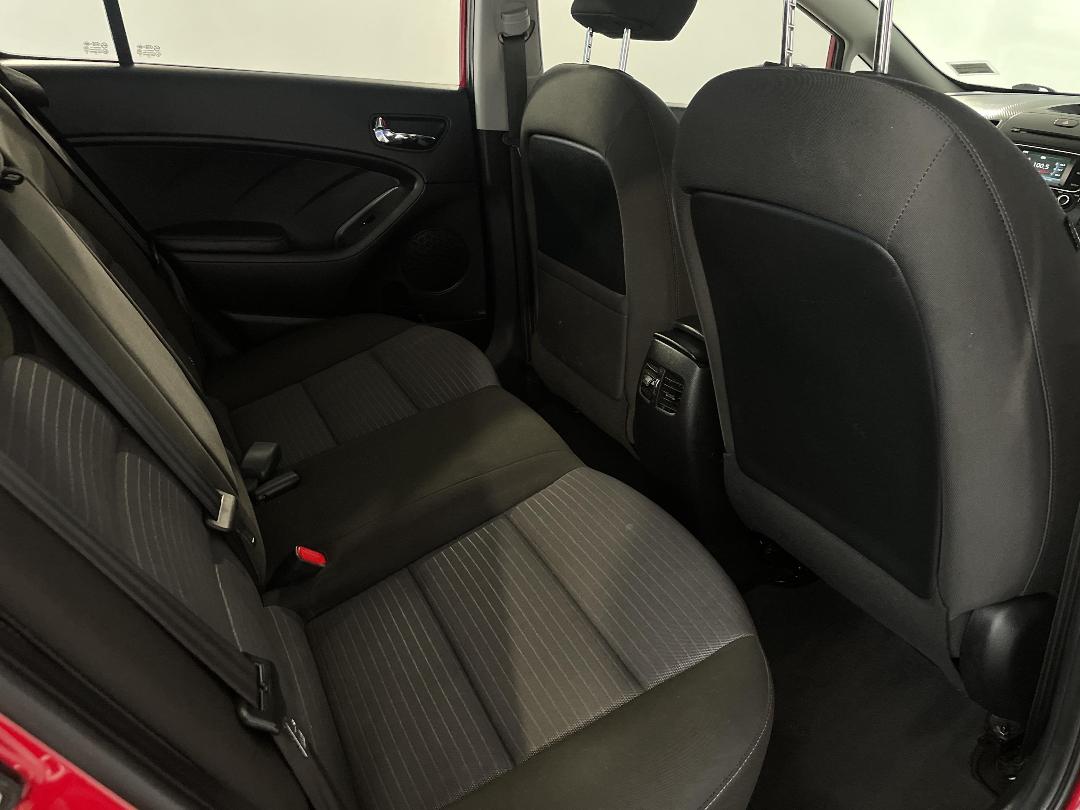 Photo '20' of KIA Cerato