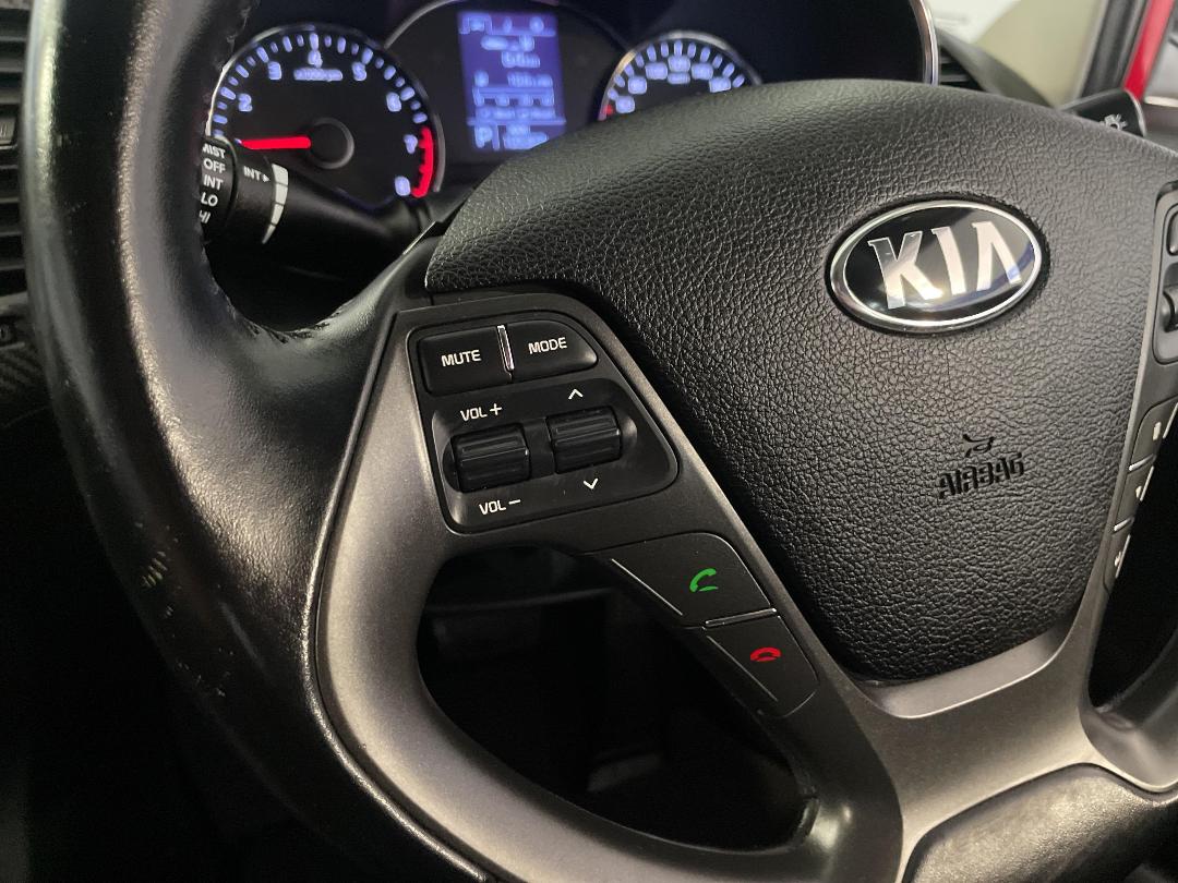 Photo '23' of KIA Cerato