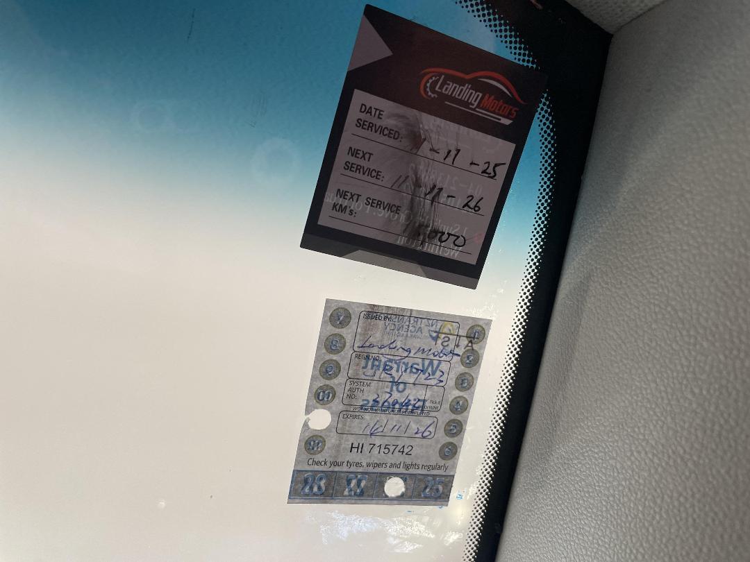 Photo '28' of KIA Cerato