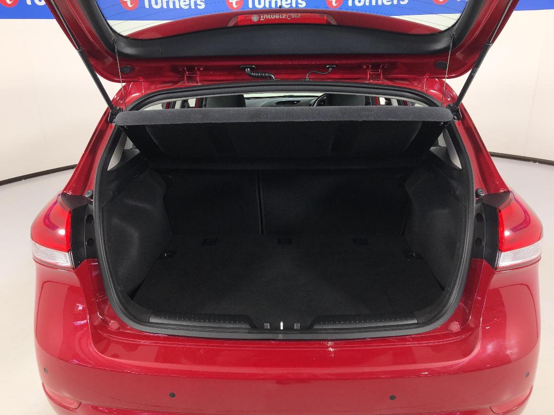 Photo '14' of KIA Cerato