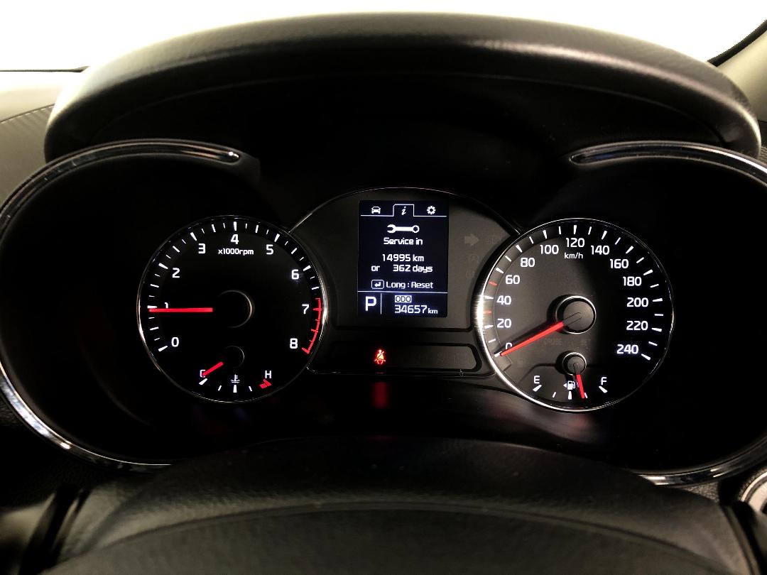 Photo '21' of KIA Cerato