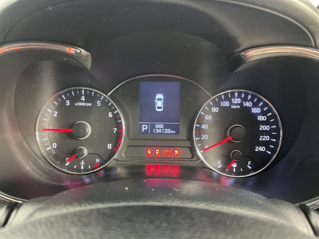 Photo '21' of KIA Cerato Photo '21' of KIA Cerato