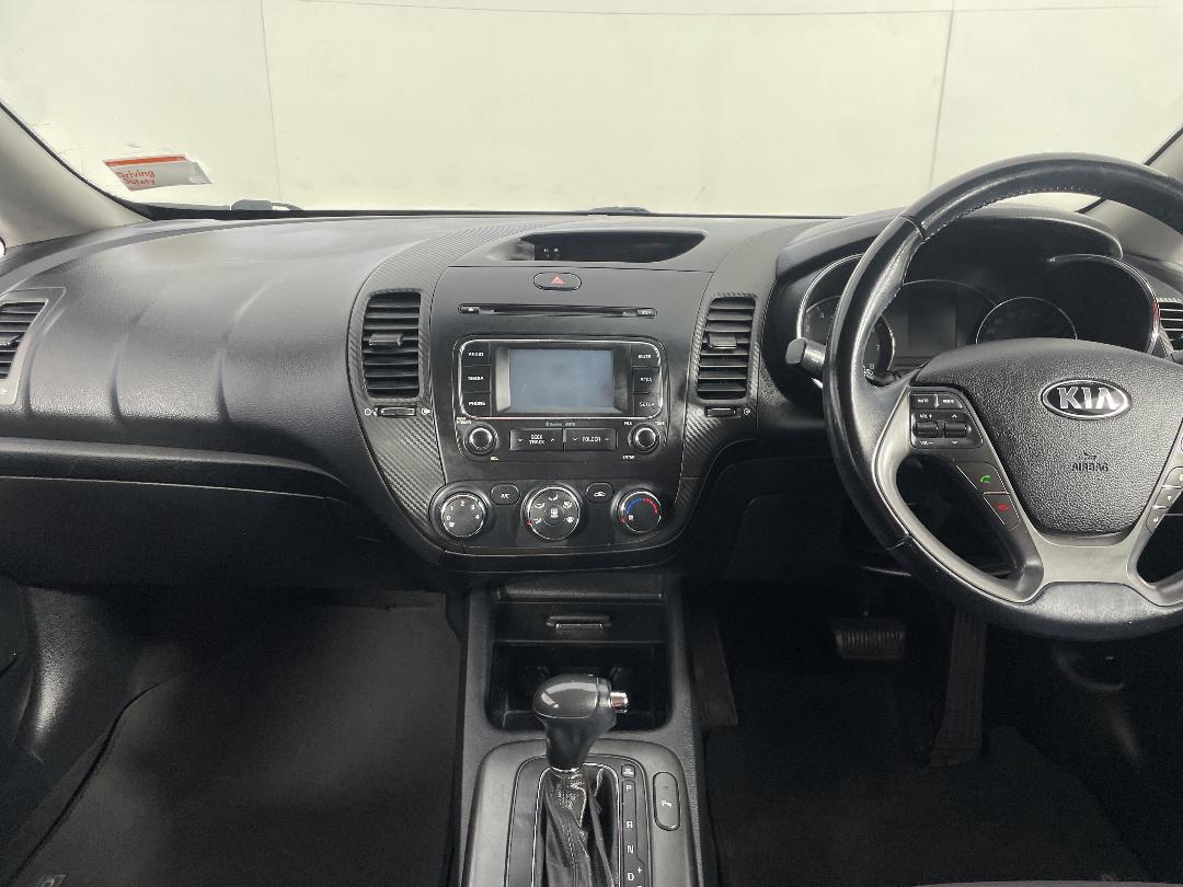 Photo '17' of KIA Cerato Photo '17' of KIA Cerato