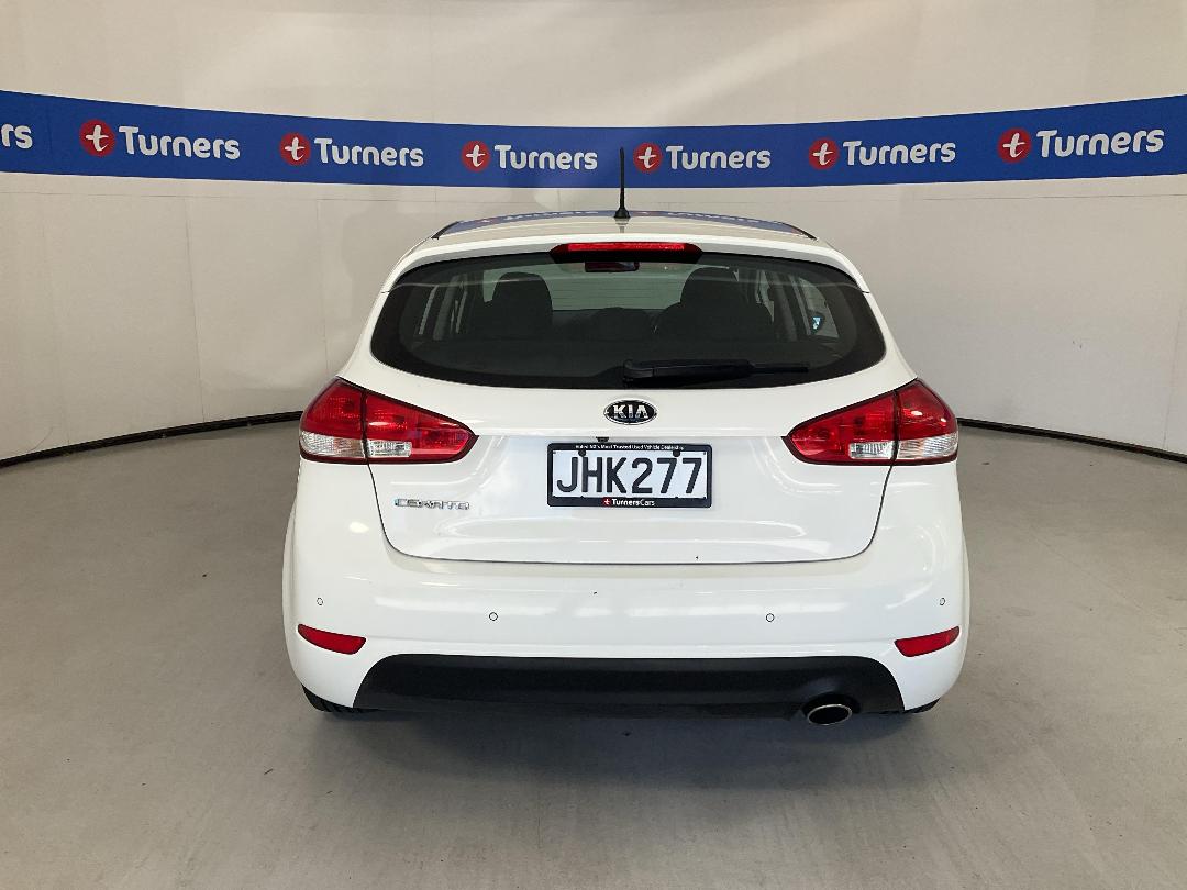 Photo '6' of KIA Cerato Photo '6' of KIA Cerato