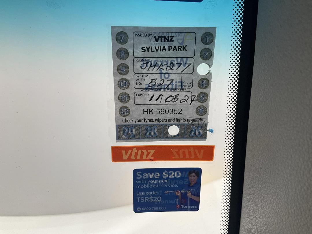 Photo '23' of KIA Cerato Photo '23' of KIA Cerato