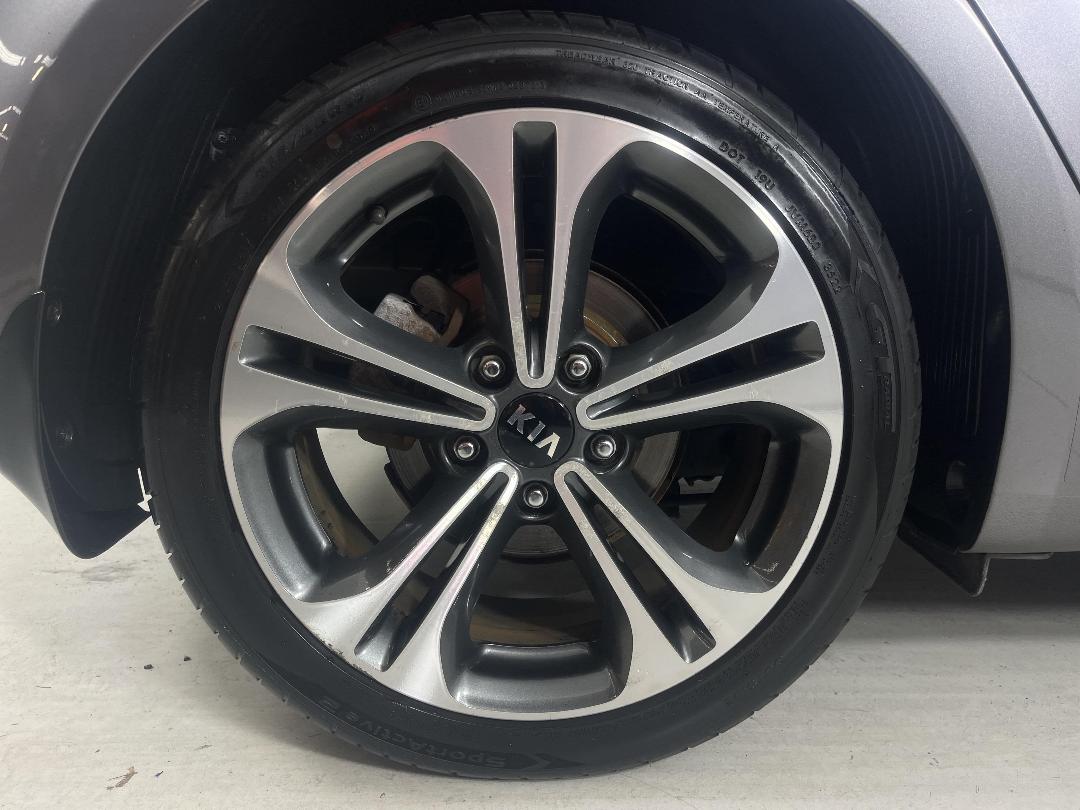 Photo '12' of KIA Cerato