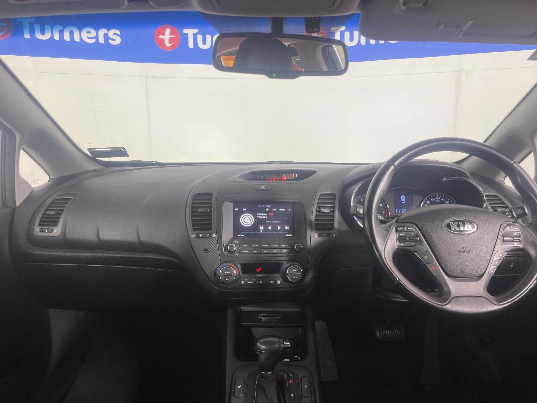 Photo '17' of KIA Cerato