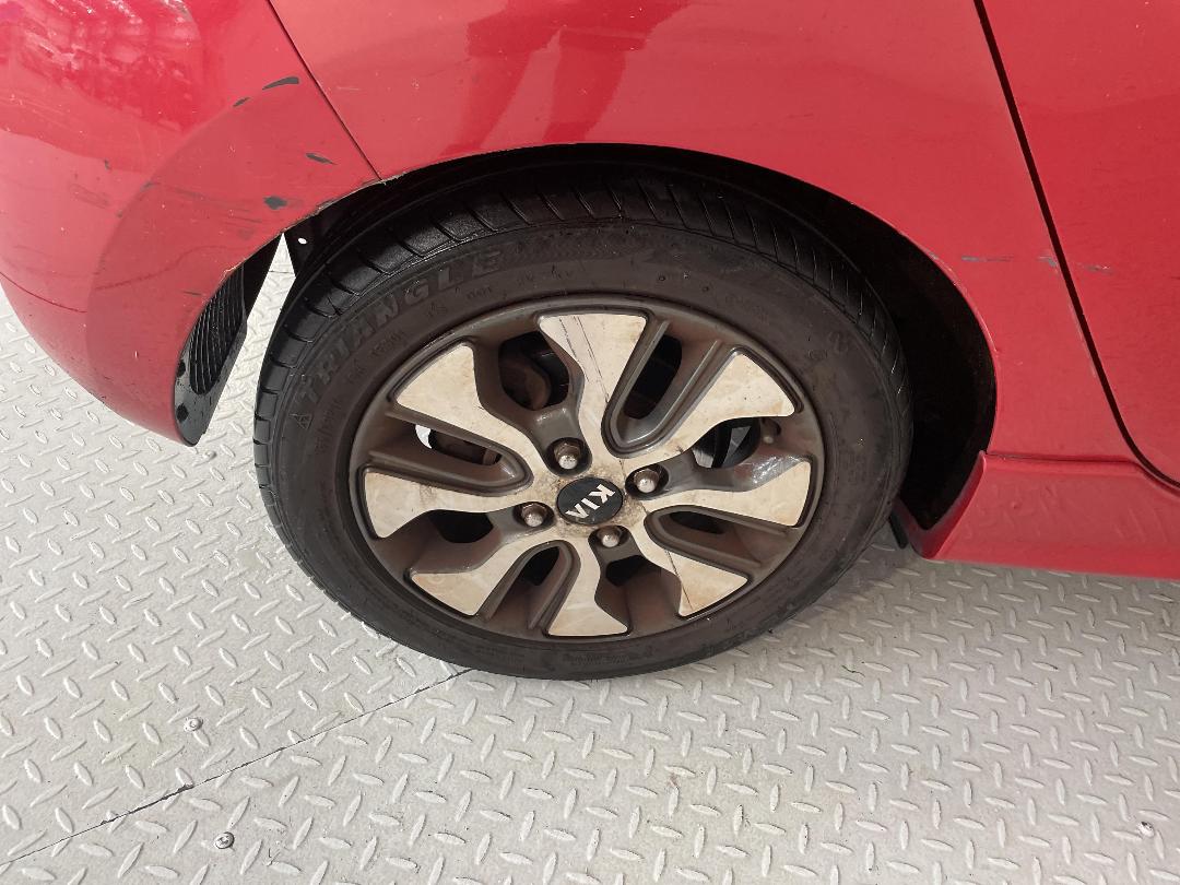 Photo '8' of KIA Picanto LX