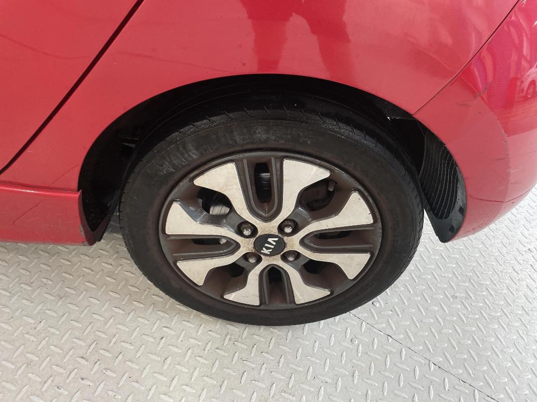 Photo '11' of KIA Picanto LX