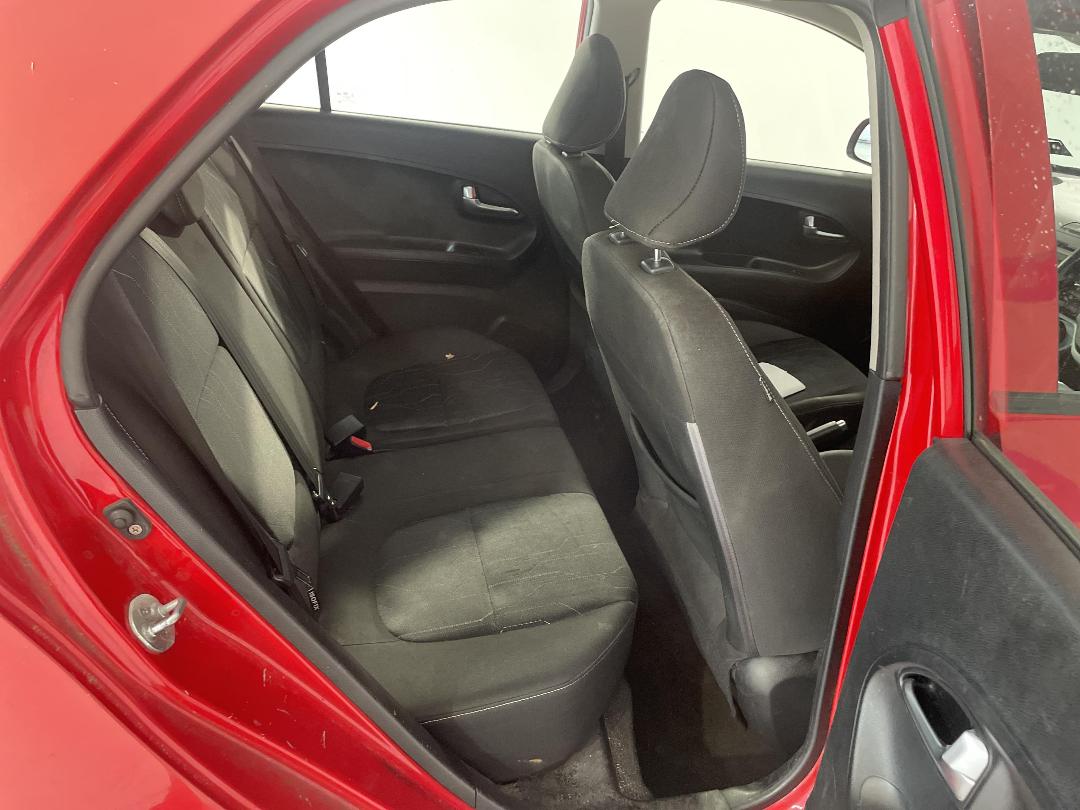 Photo '18' of KIA Picanto LX