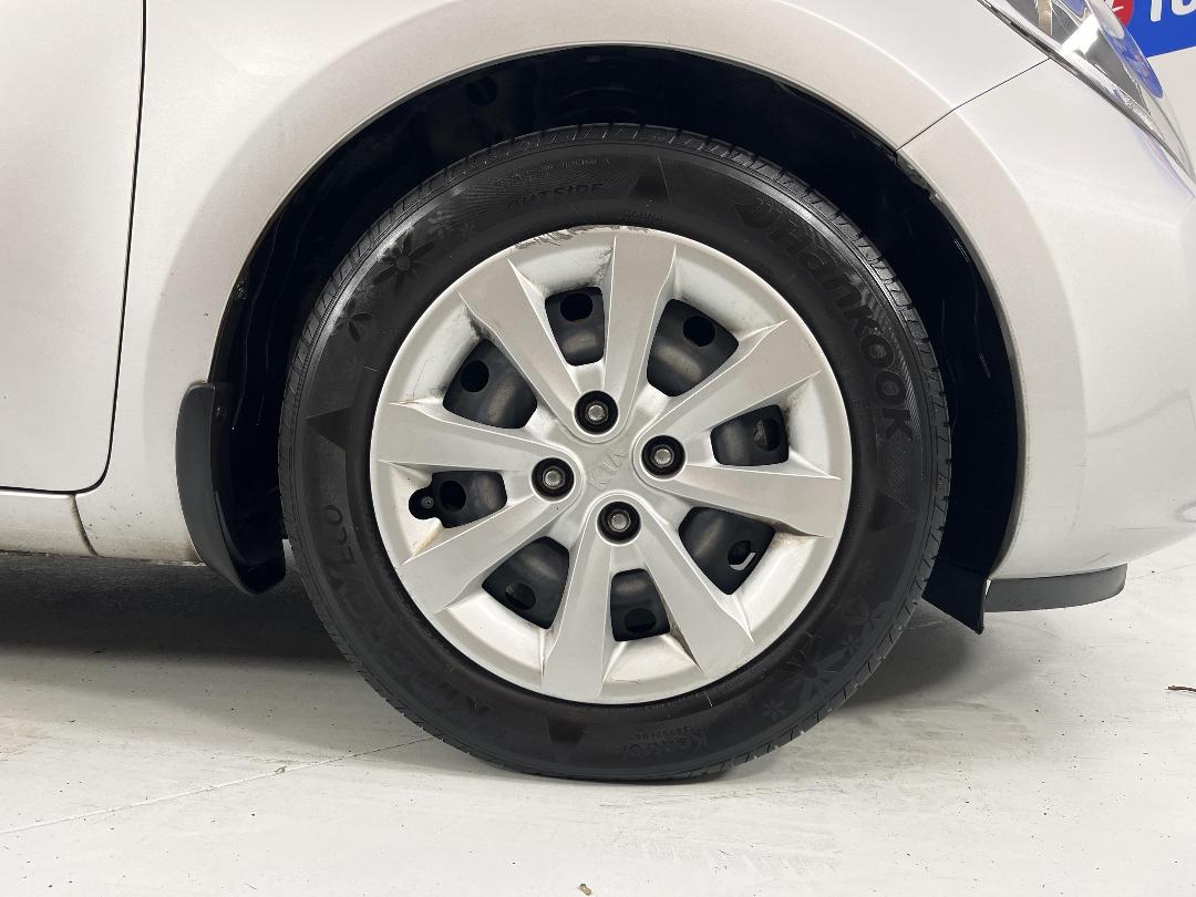 Photo '9' of KIA RIO