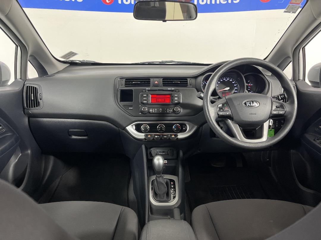 Photo '17' of KIA RIO