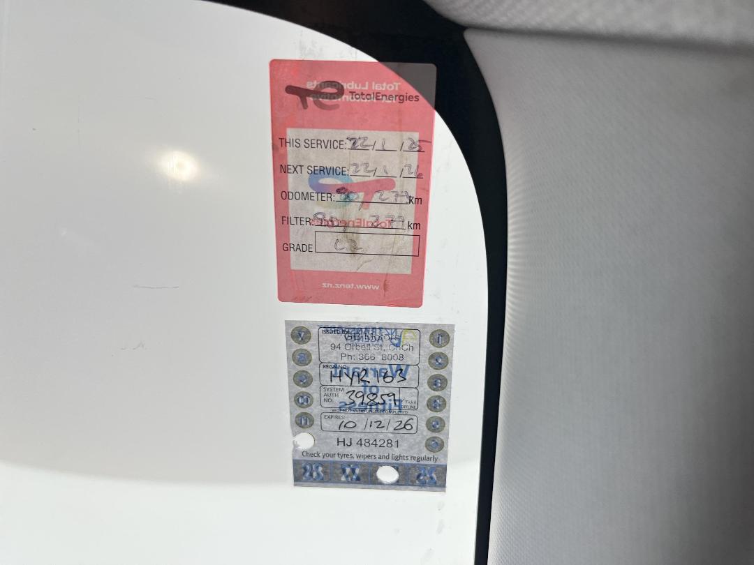 Photo '29' of KIA RIO