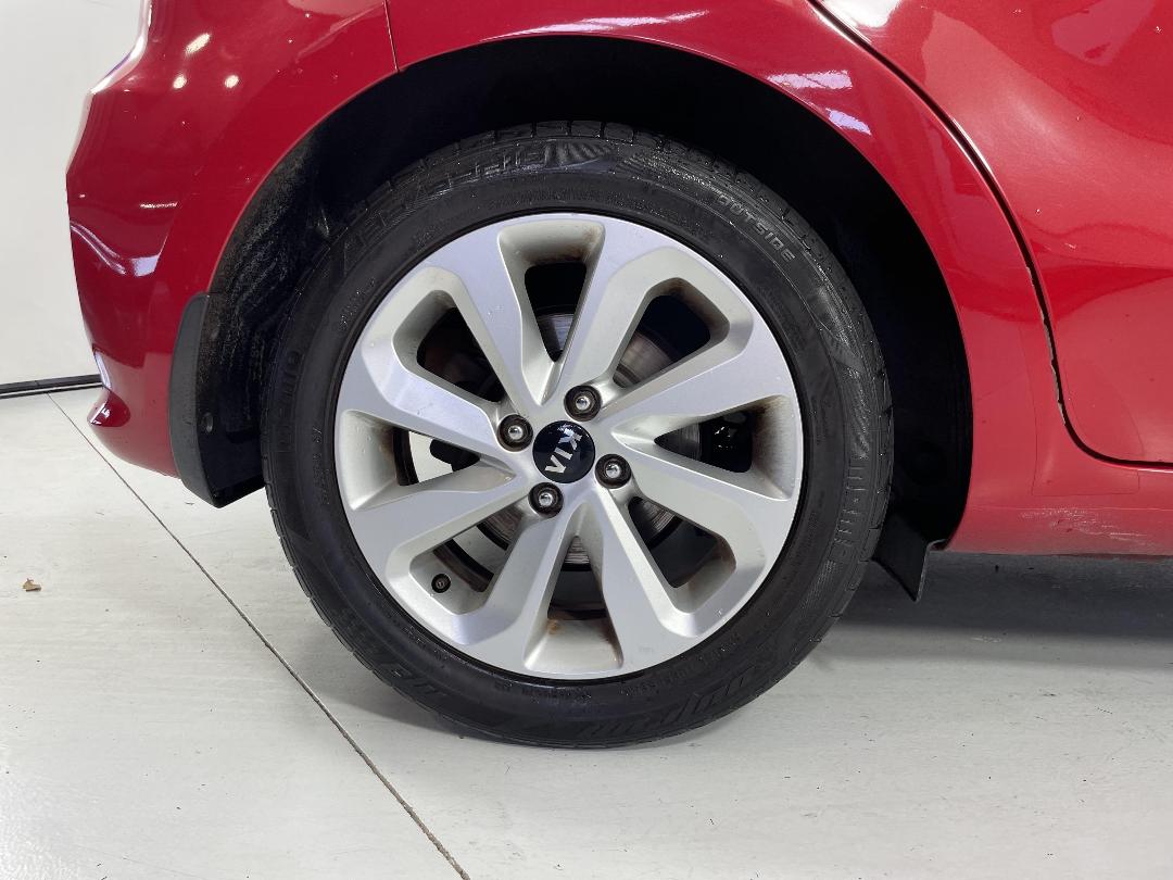 Photo '12' of KIA RIO