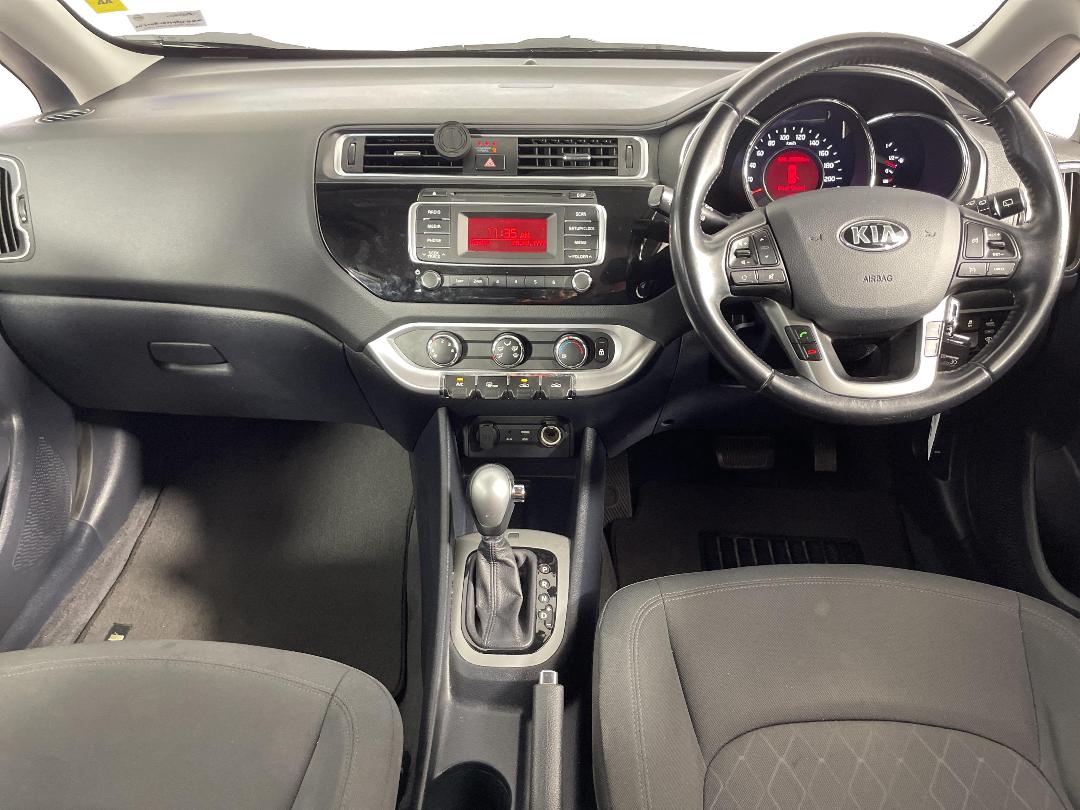 Photo '18' of KIA RIO