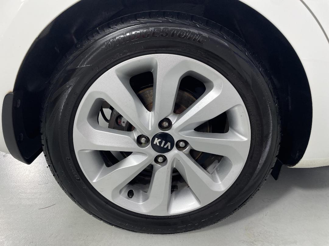 Photo '12' of KIA RIO