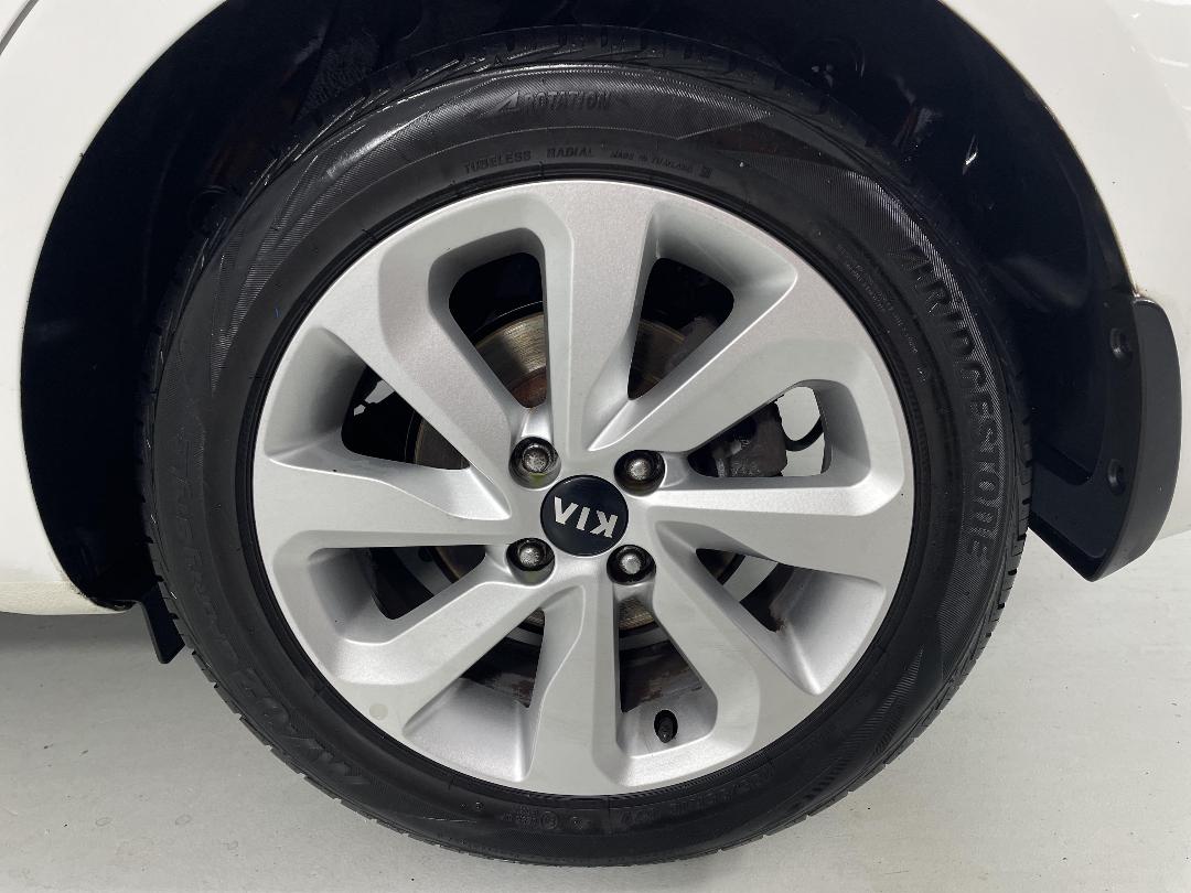 Photo '11' of KIA RIO