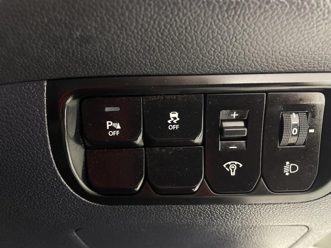 Photo '23' of KIA RIO