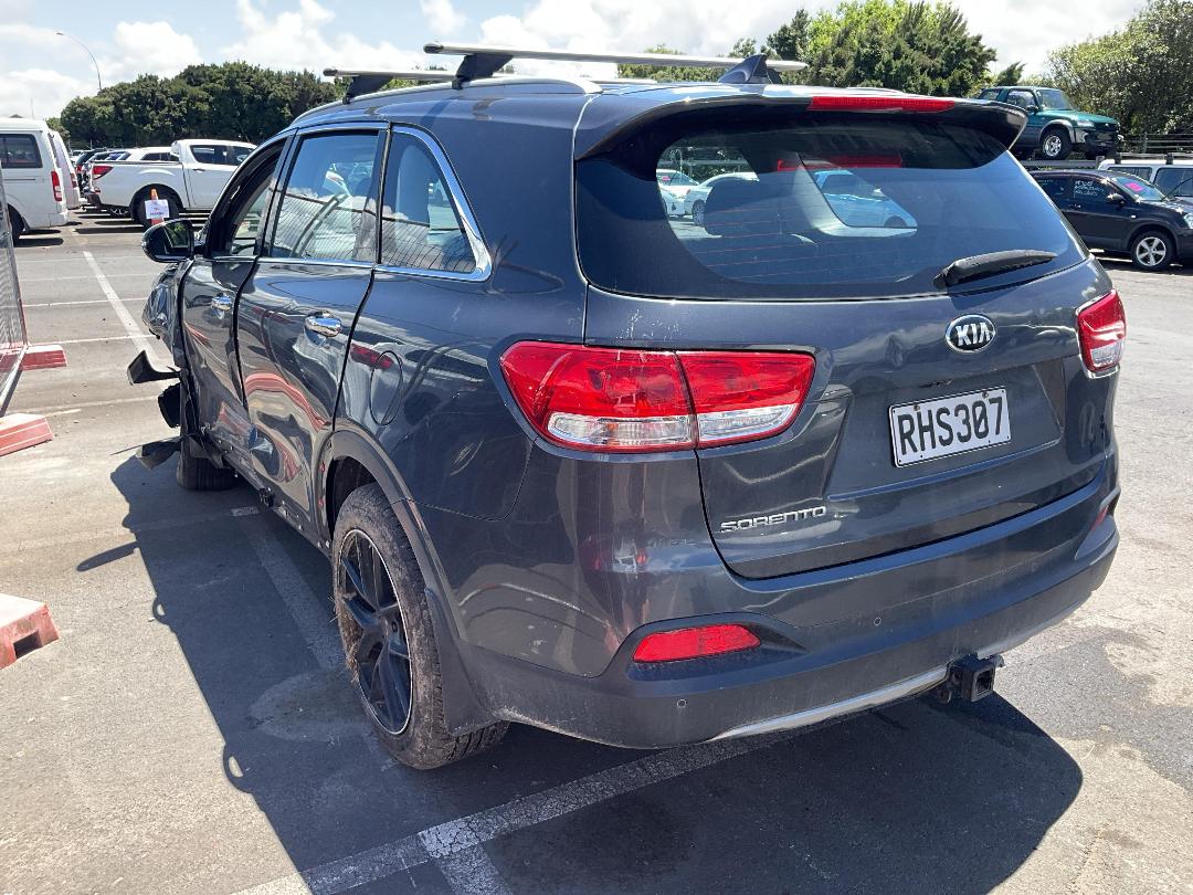 Photo '3' of KIA Sorento LX Photo '3' of KIA Sorento LX