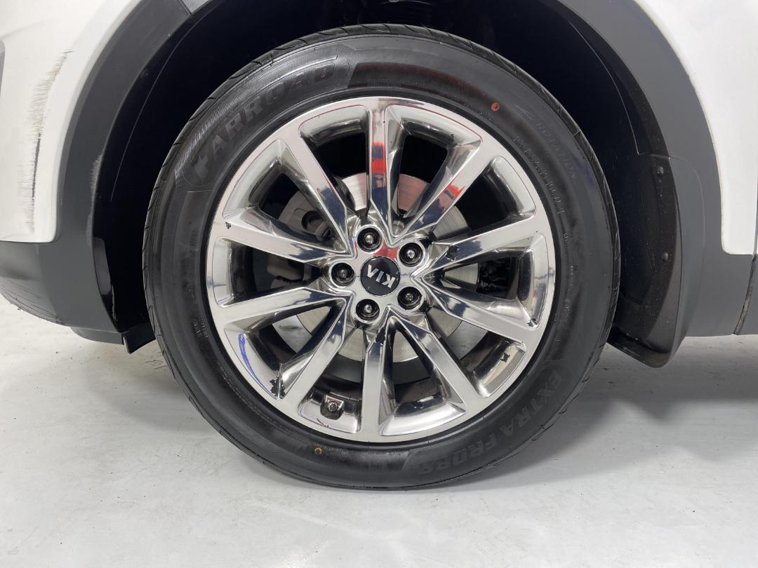 Photo '10' of KIA Sorento Photo '10' of KIA Sorento