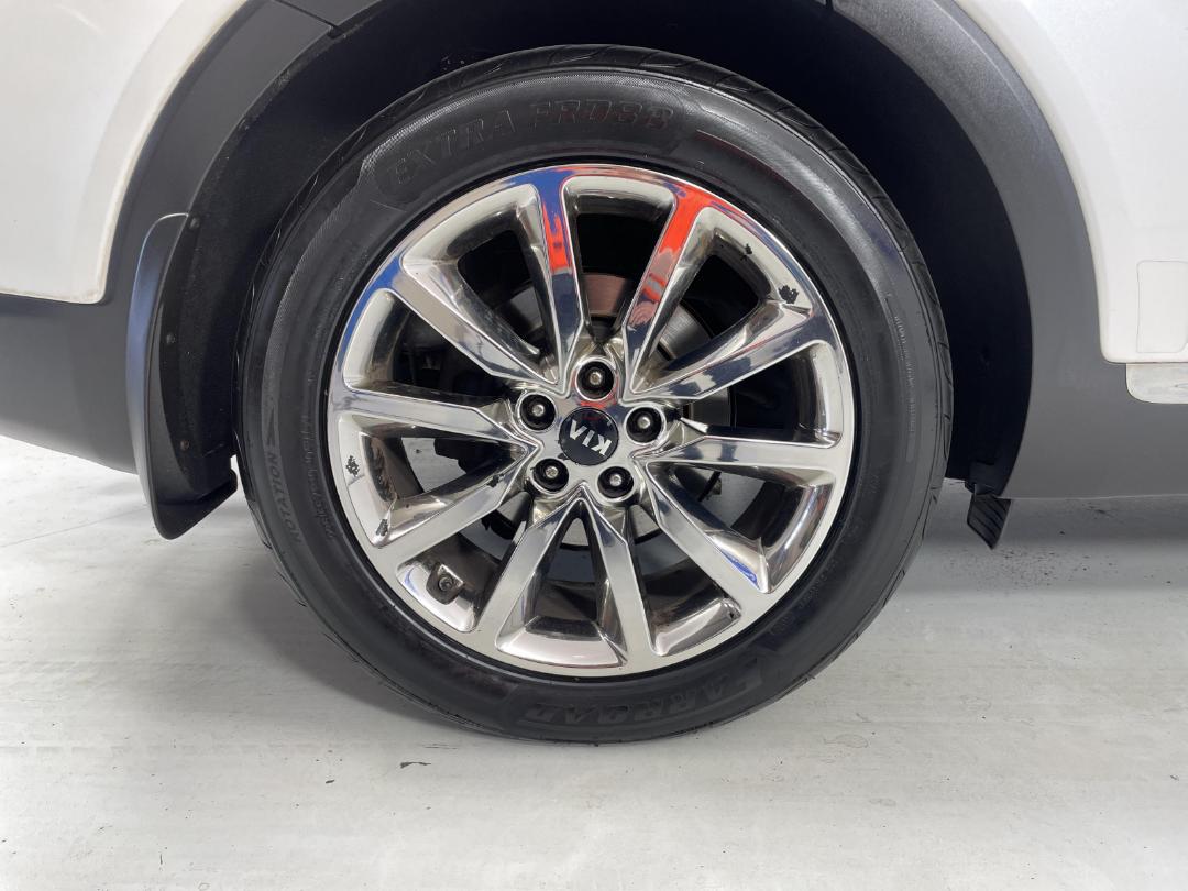 Photo '12' of KIA Sorento Photo '12' of KIA Sorento